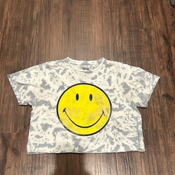 Original Retro Brand “Smiley” Cropped T-Shirt, Size XS - Picture 1 of 7